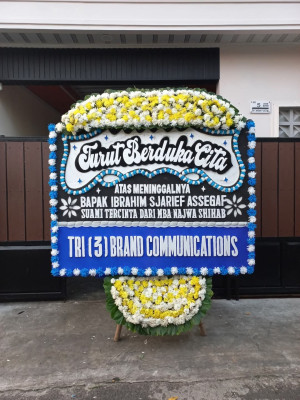 Papan Bunga Duka di Tihu
